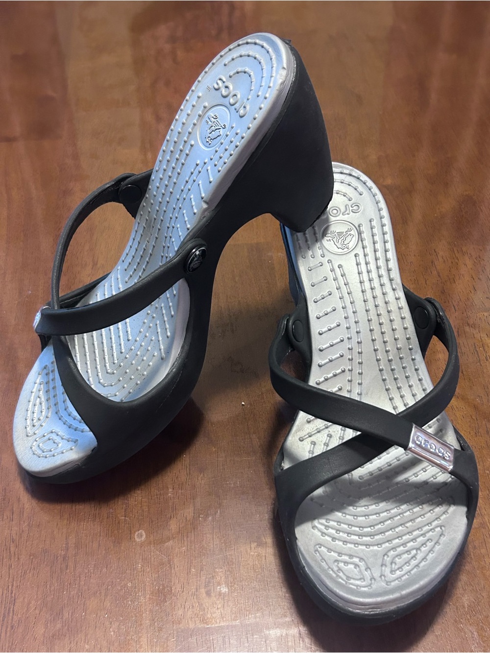 Crocs Sandals Womens Size 9 Cyprus IV Slip on Slide Heel Strappy 14558 Black - Picture 12 of 13